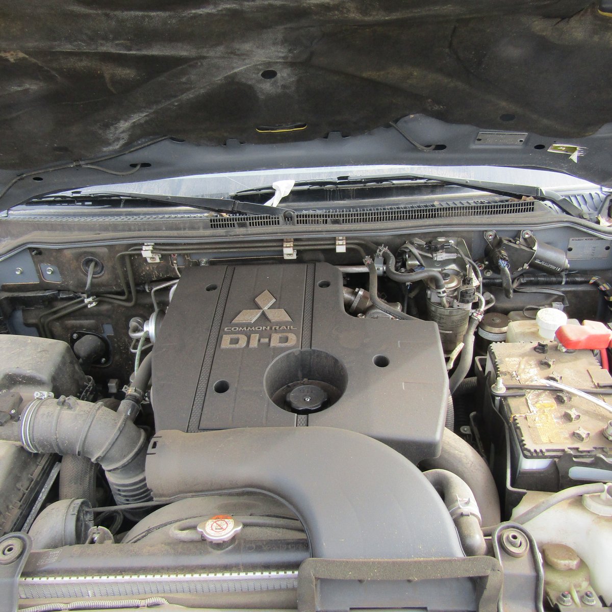 Desarme MITSUBISHI MONTERO 2016