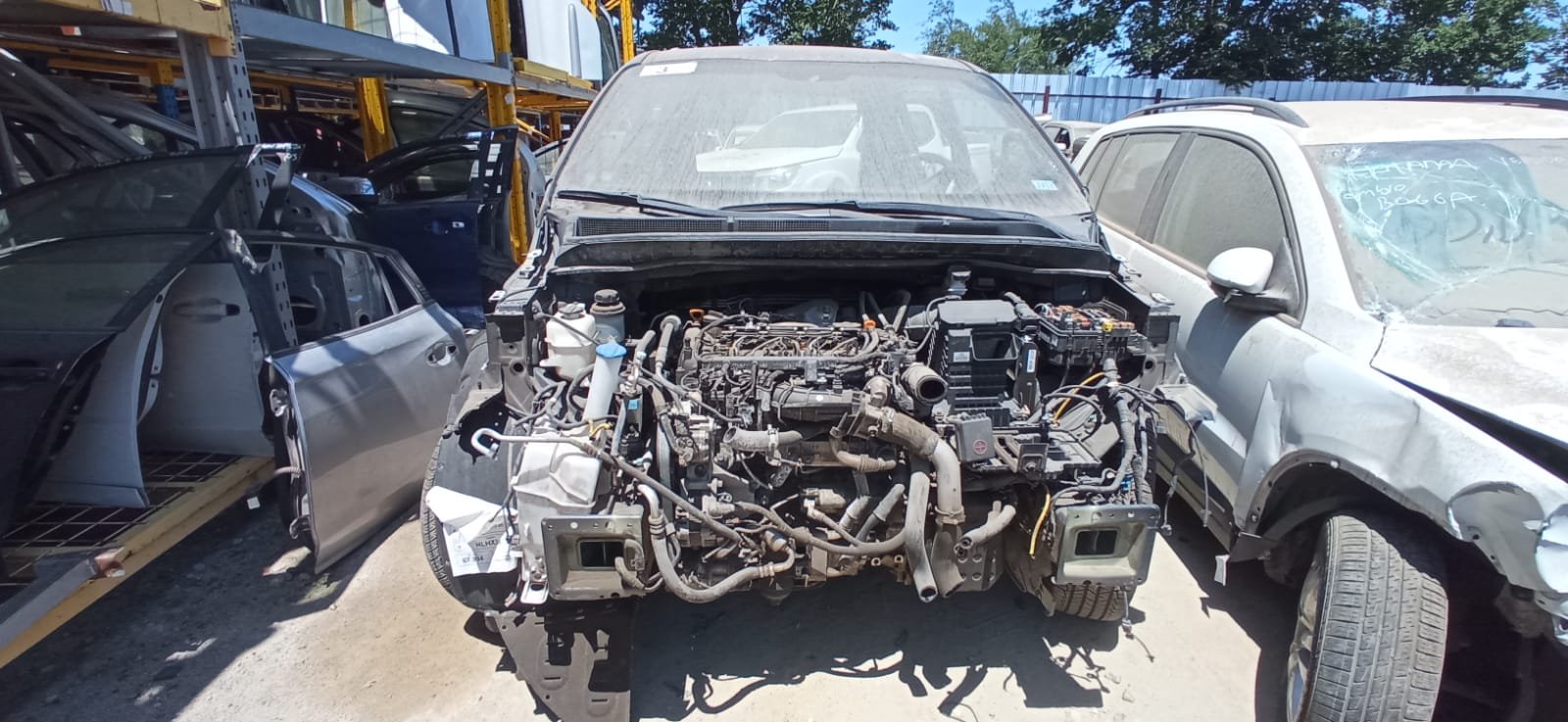 Desarme KIA GRAND CARNIVAL 2015