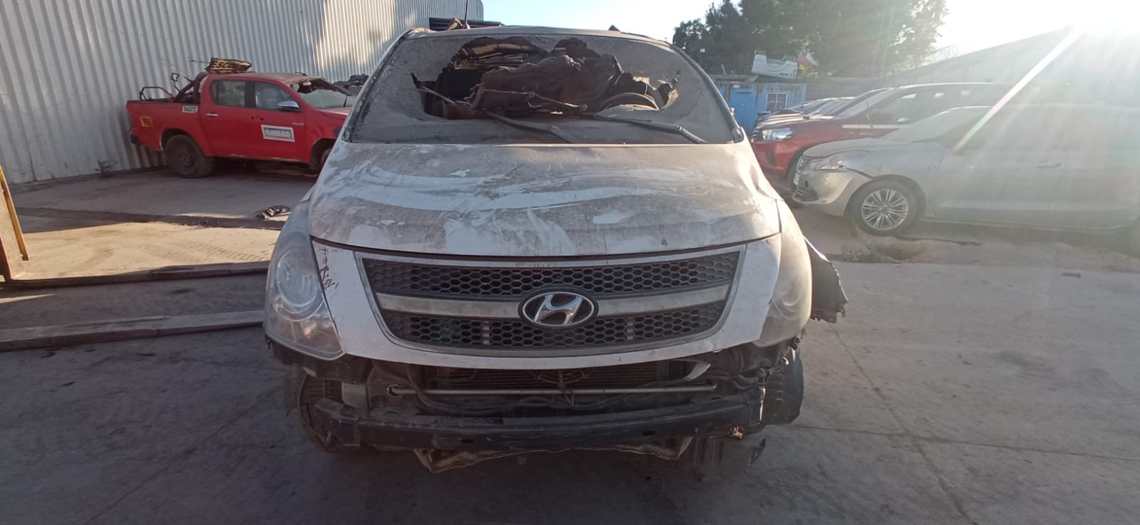 Desarme HYUNDAI H1 2012