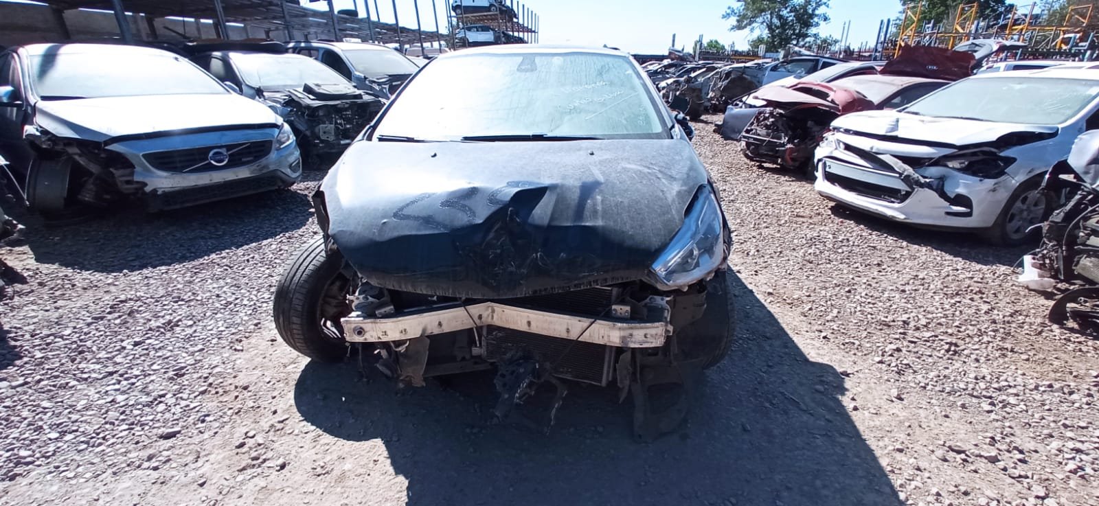 Desarme PEUGEOT 208 2016