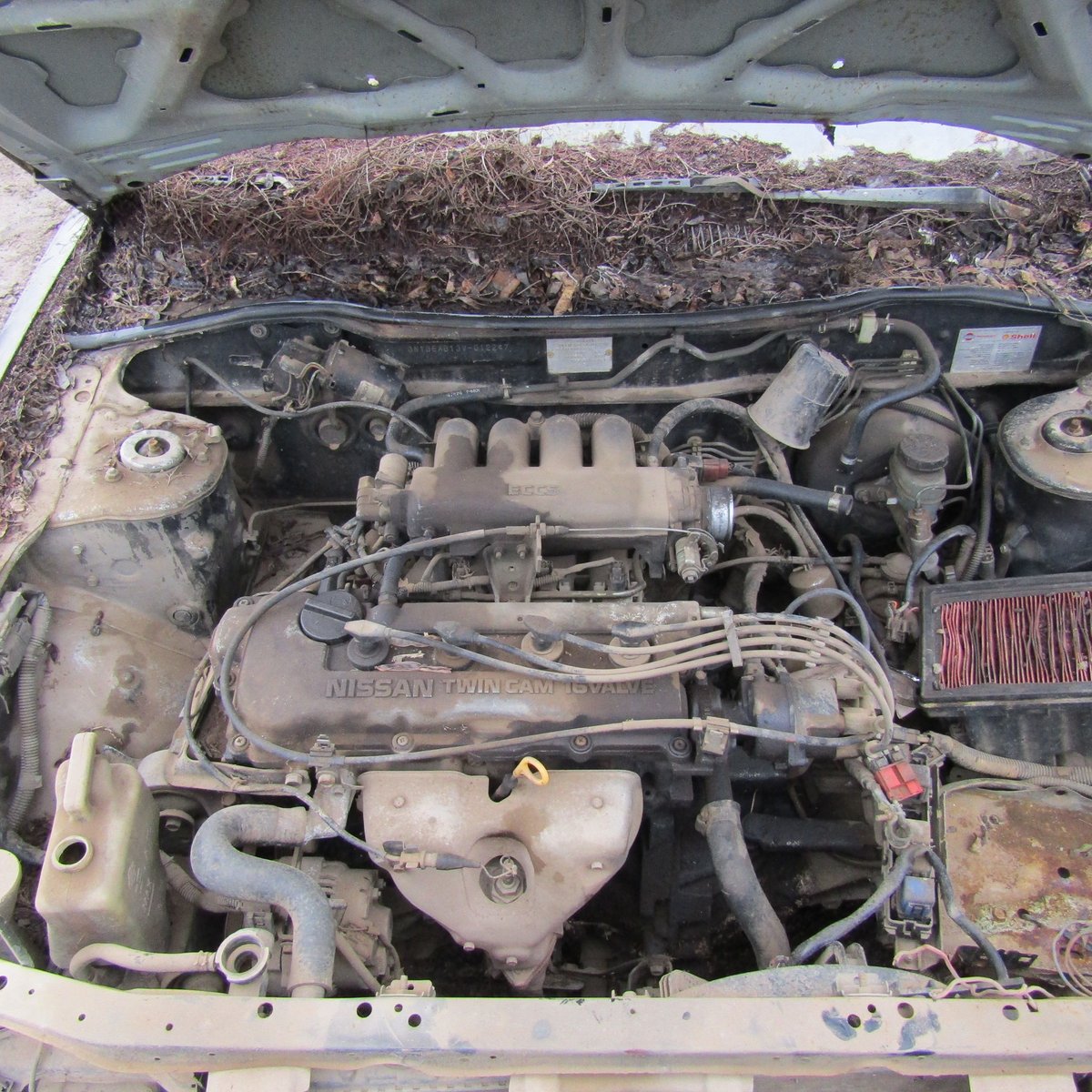 Repuestos Nissan V16 1997 1.6 bencinero 4x2 en Desarme