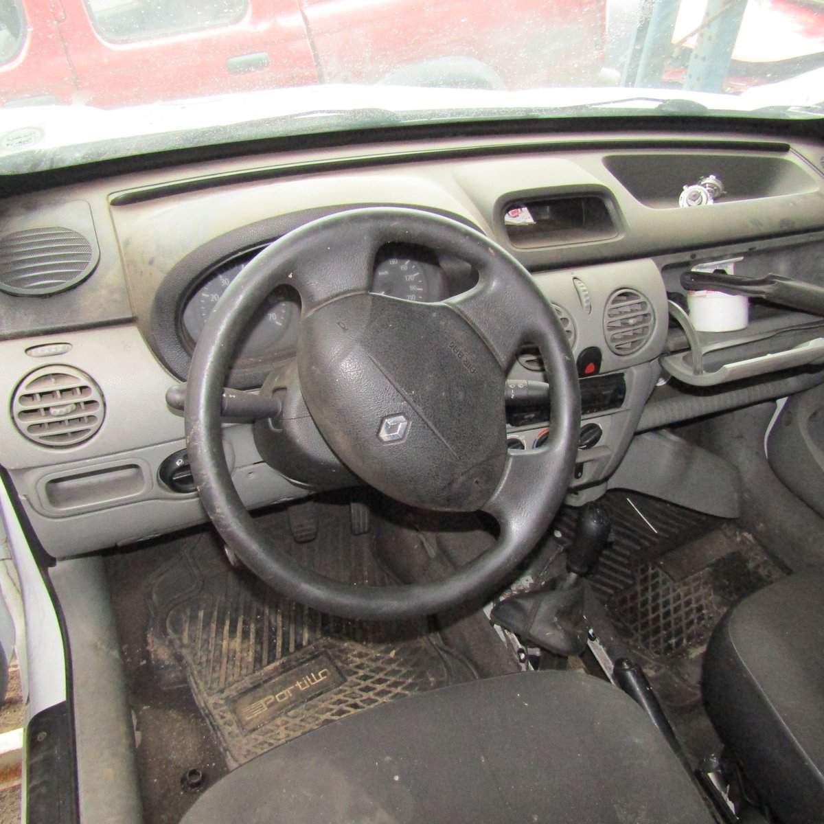 Desarme RENAULT KANGOO 2009