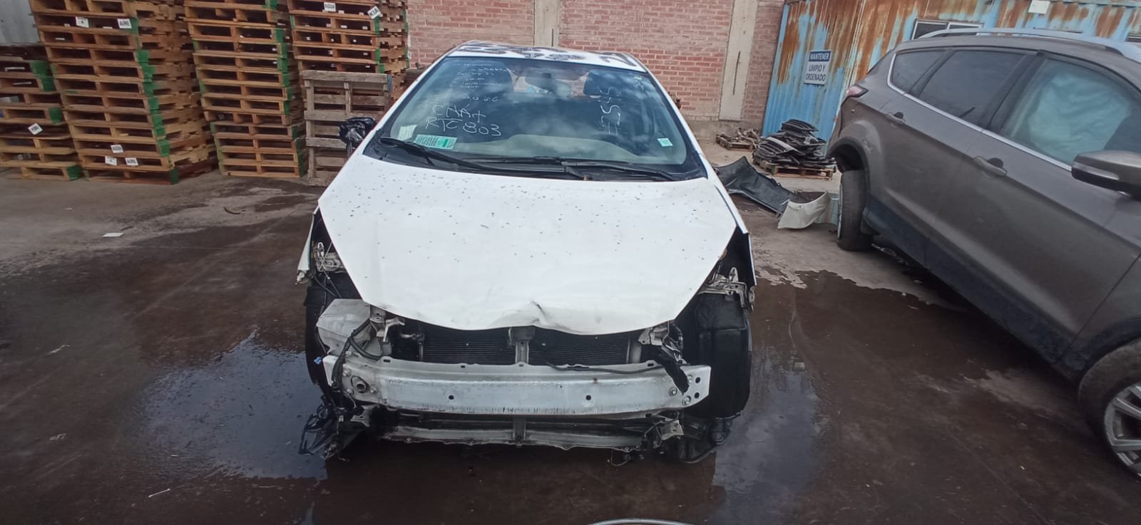 Repuestos Toyota Prius C 2012 1.5 bencinero 4x2 en Desarme