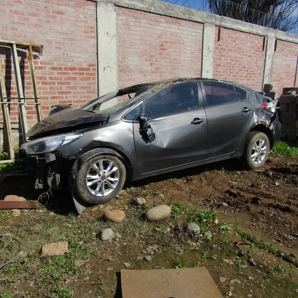Desarme KIA CERATO 2014