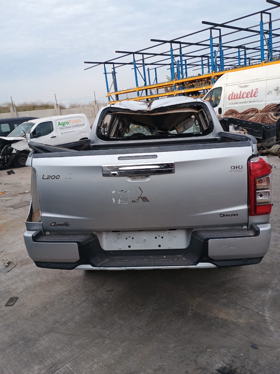Repuestos Mitsubishi L200 2021 2.4 diésel 4x4 en Desarme