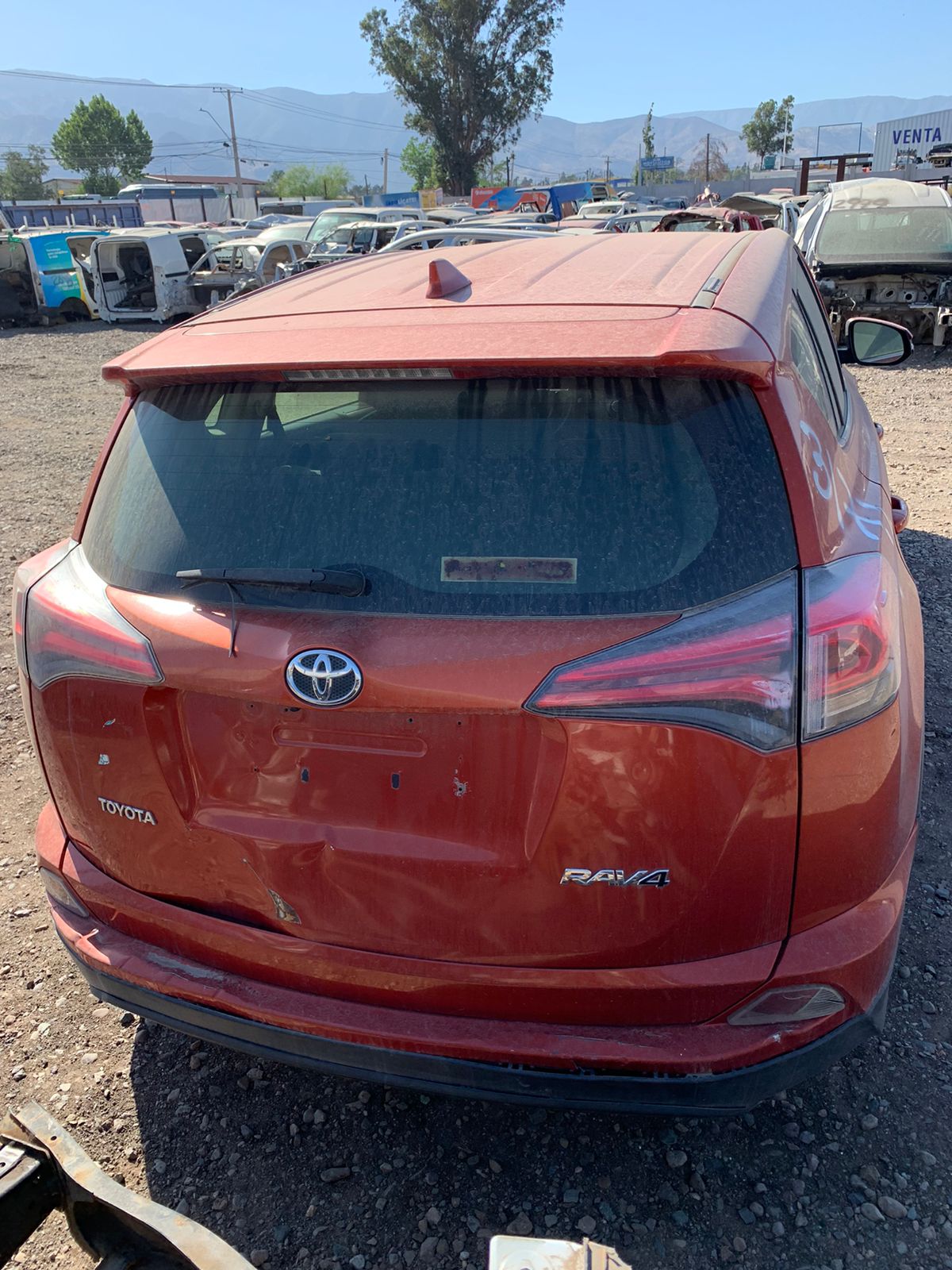 Desarme TOYOTA RAV4 2017
