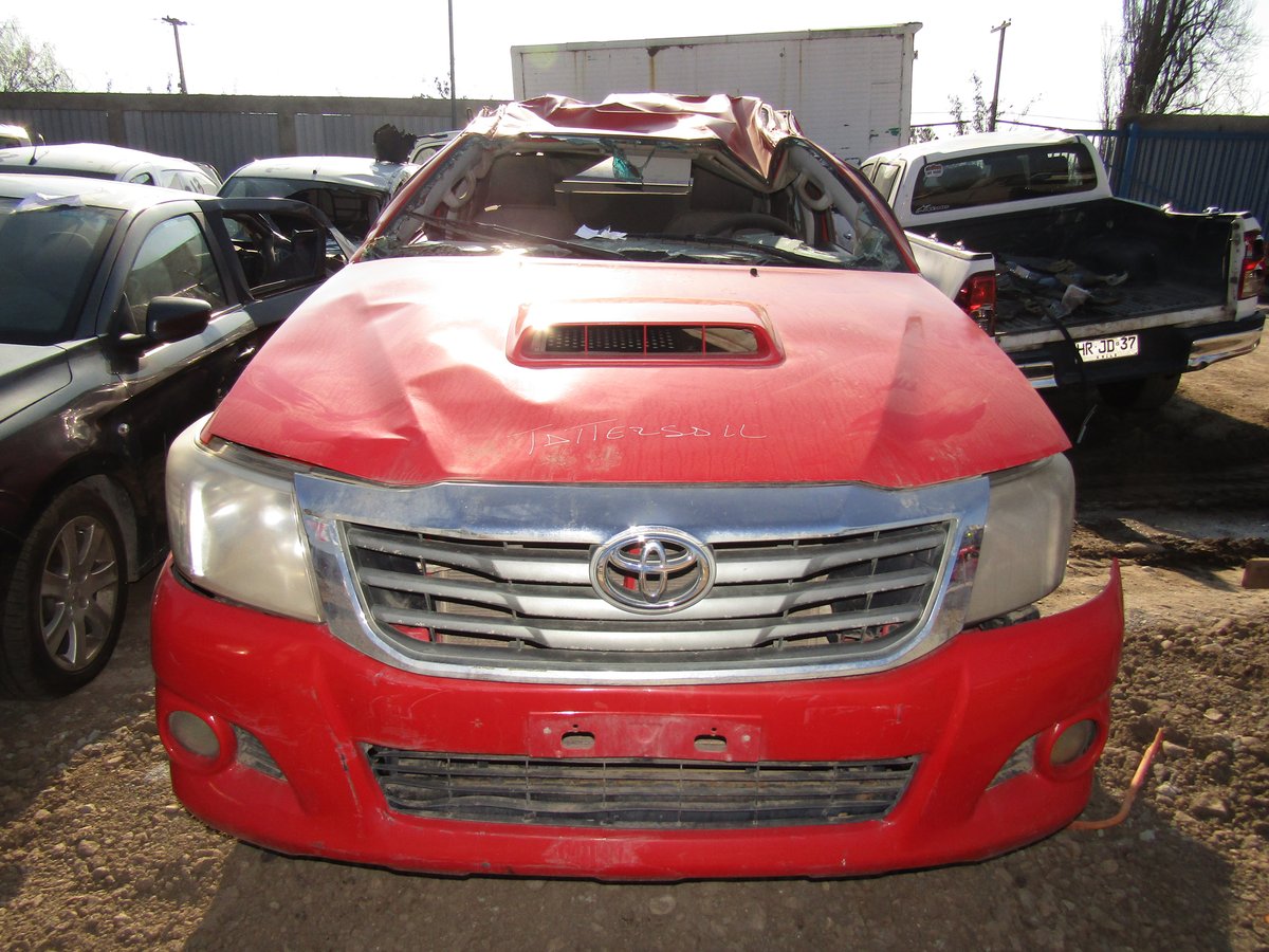 Desarme TOYOTA HILUX 2013