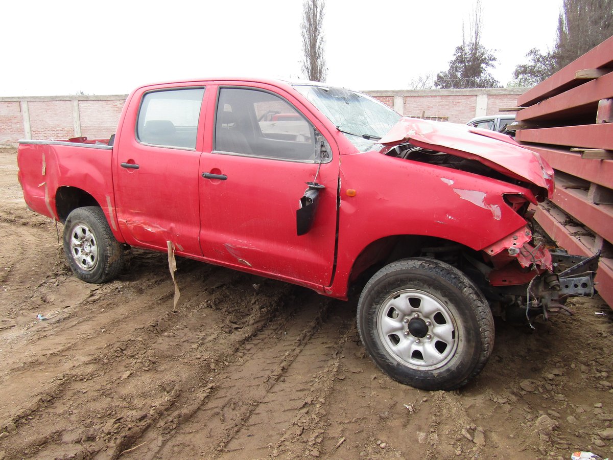 Desarme TOYOTA HILUX 2012