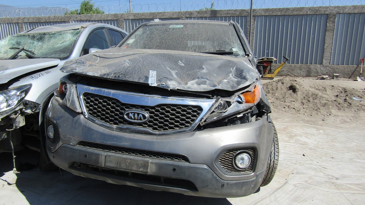 Desarme KIA SORENTO 2012