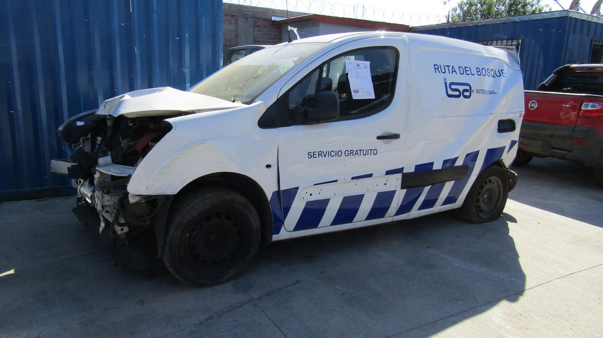 Repuestos Peugeot Partner 2015 1.6 diésel 4x2 en Desarme