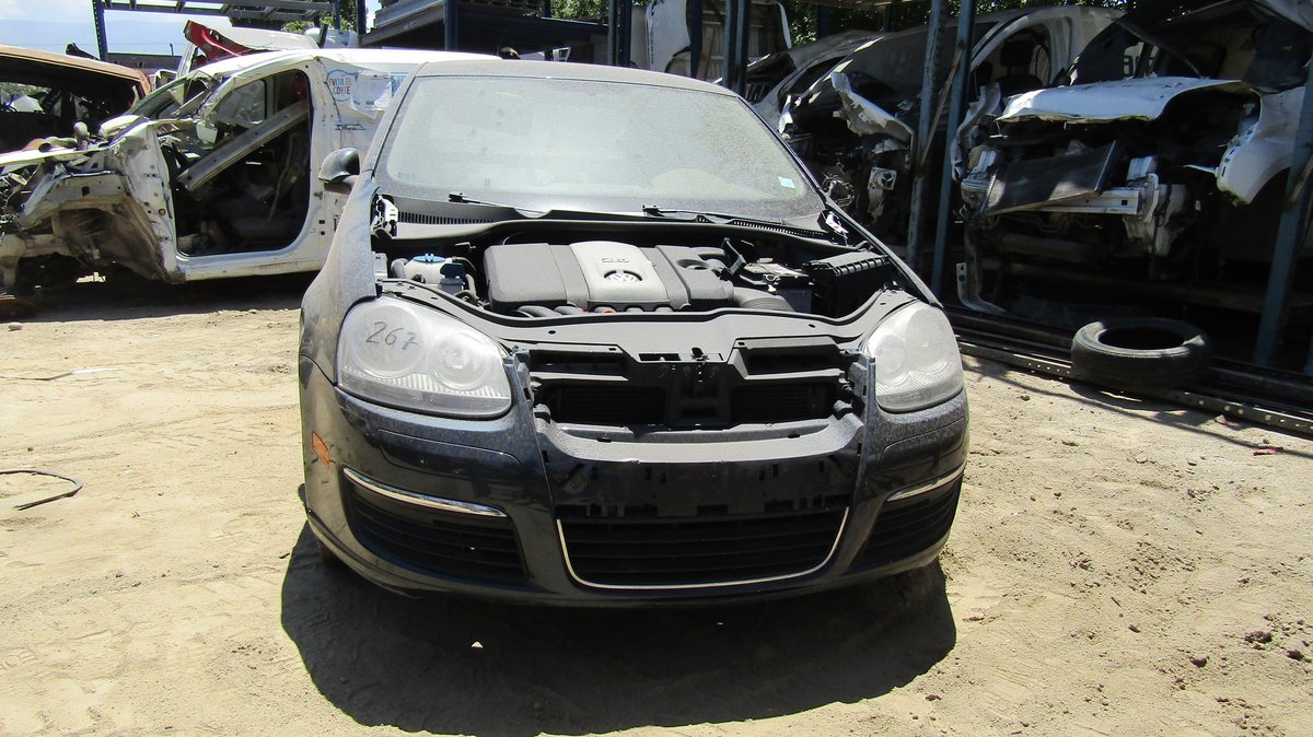 Repuestos Volkswagen Vento 2008 2.5 bencinero 4x2 en Desarme
