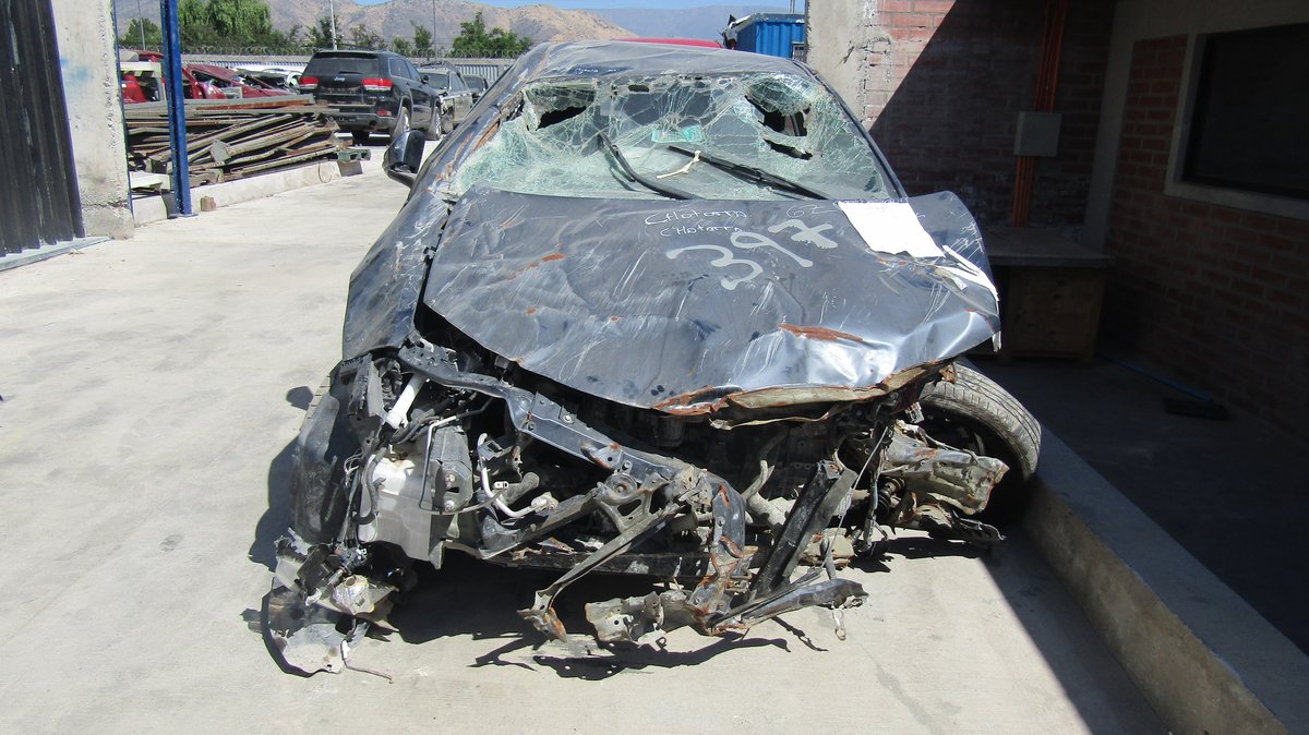 Desarme TOYOTA COROLLA 2015
