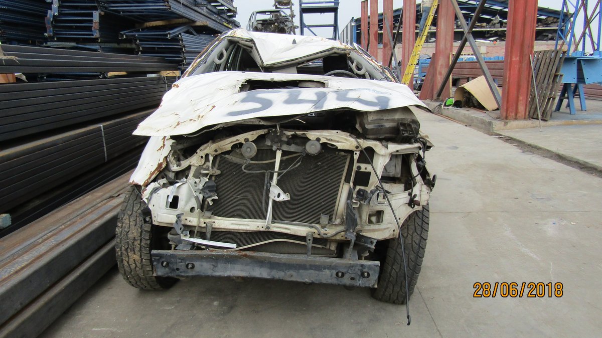 Desarme TOYOTA HILUX 2013