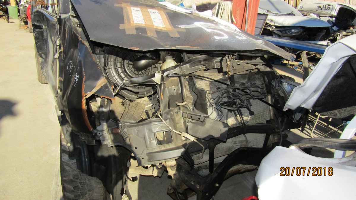 Desarme TOYOTA HILUX 2011