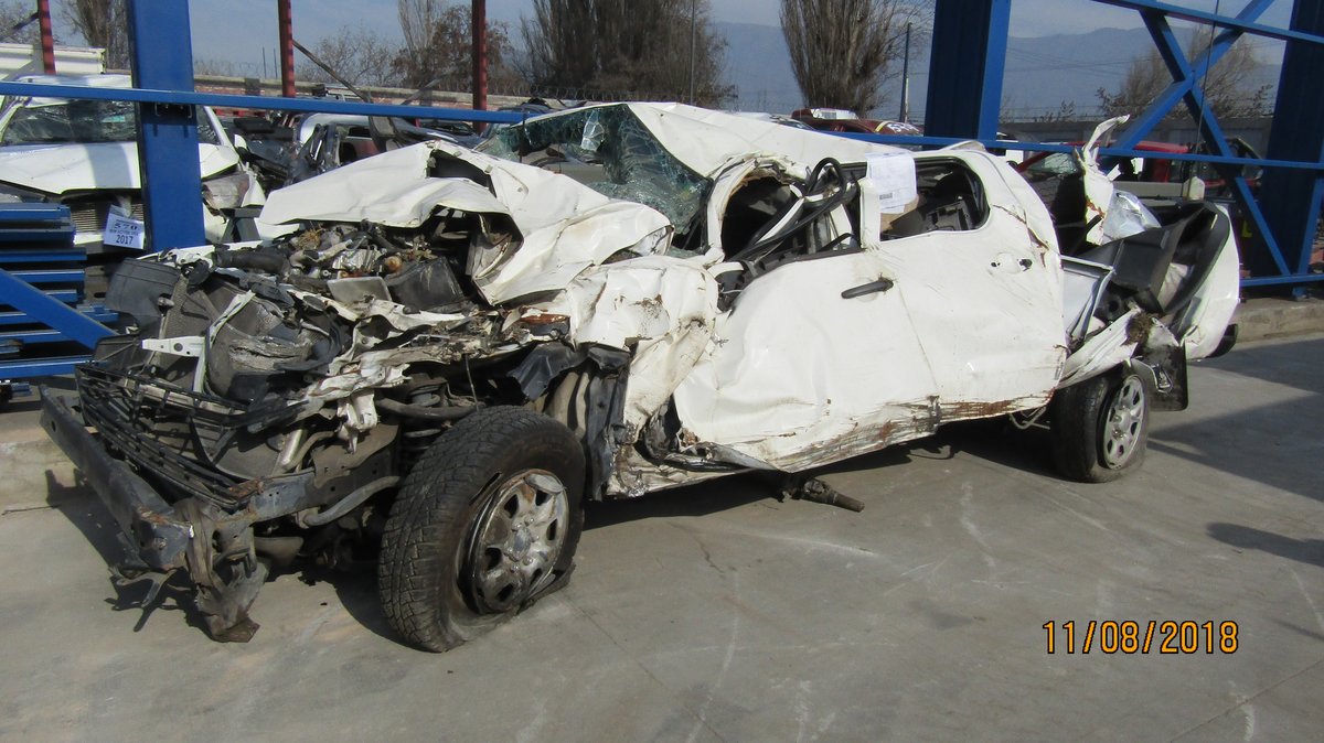 Repuestos Toyota Hilux 2014 2.5 diésel en Desarme