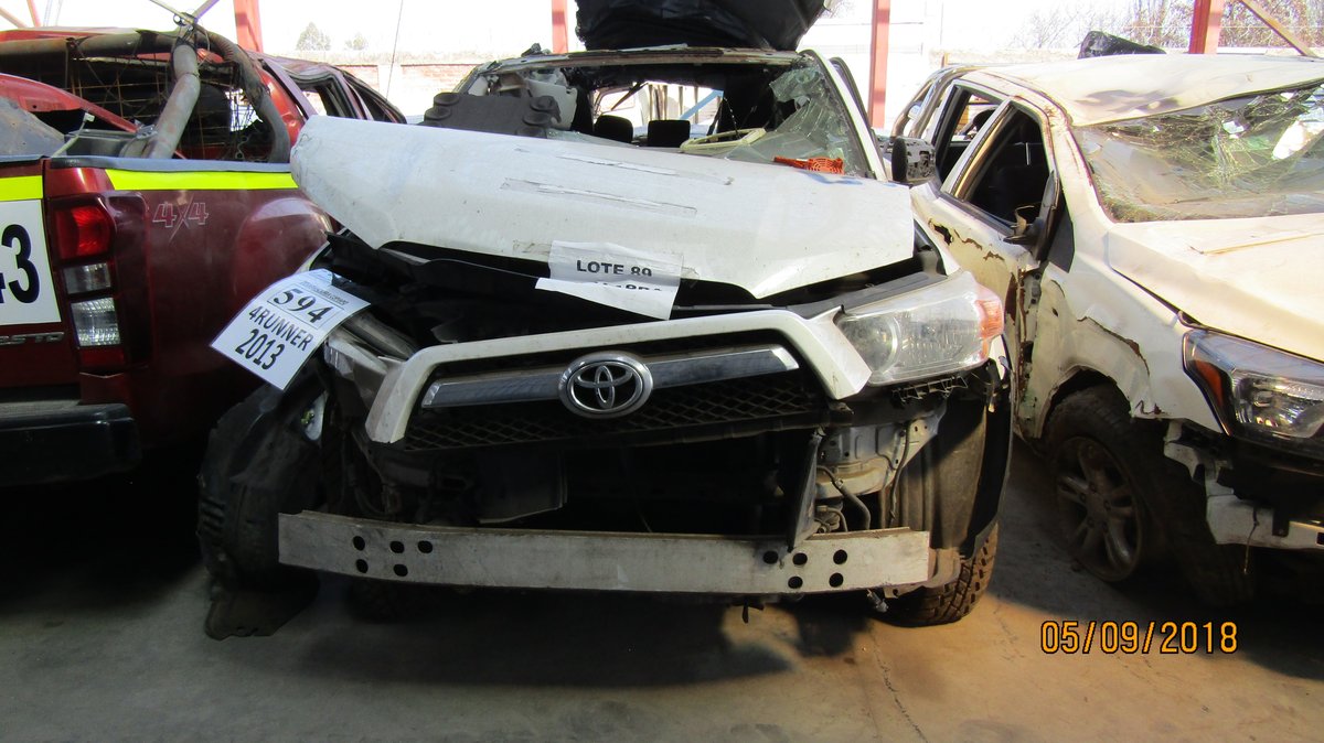 Desarme TOYOTA 4RUNNER 2013