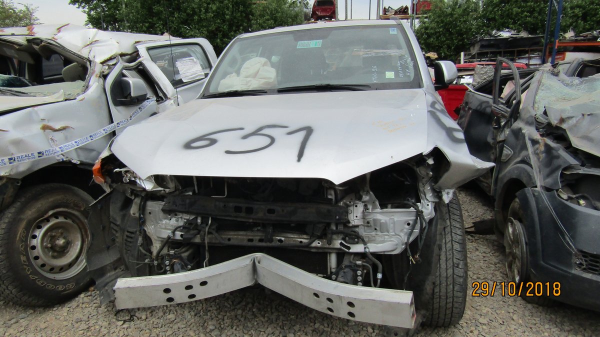 Desarme TOYOTA 4RUNNER 2013