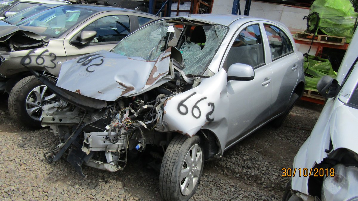 Repuestos Nissan March 2014 1.6 bencinero 4x2 en Desarme