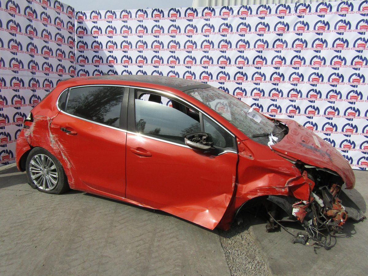 Desarme PEUGEOT 208 2016